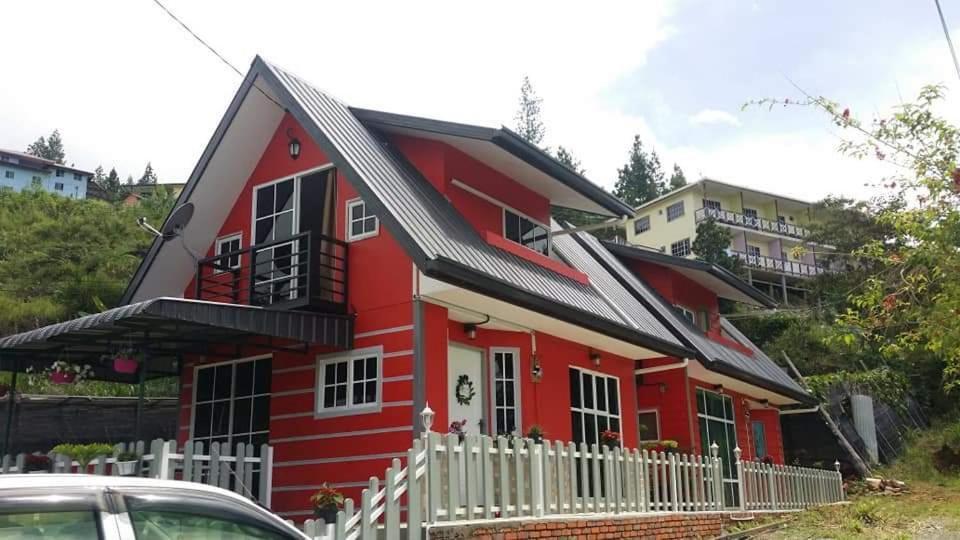 Kampong Kundassan Berries Residence מראה חיצוני תמונה