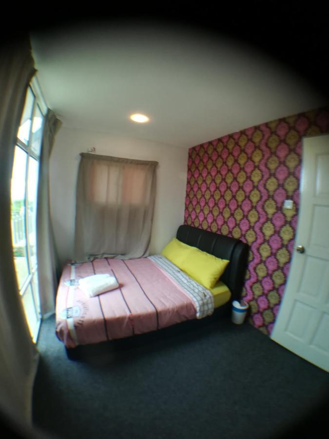 Kampong Kundassan Berries Residence מראה חיצוני תמונה